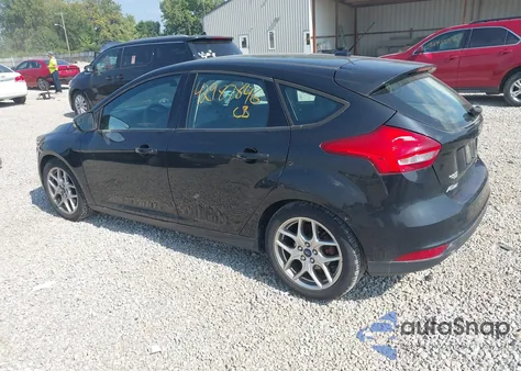 2015 Ford Focus Se z USA, uszkodzony, nr VIN 1FADP3K21FL234206